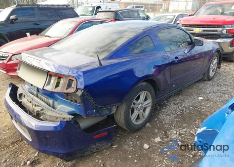 2014 Ford Mustang V6 from USA, damaged, VIN 1ZVBP8AM6E5263329